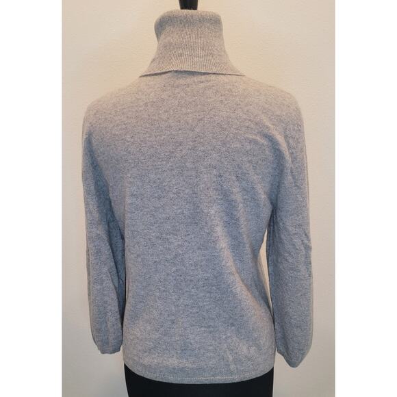 VTG Marshall Field’s Gray Cashmere Beaded Floral Turtleneck Sweater L - Picture 4 of 7